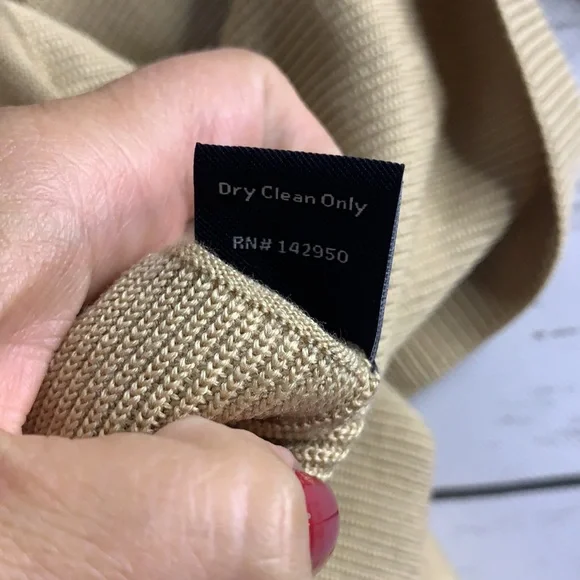 Rondina Sleeveless Sheath Dress NWT - Picture 8 of 8